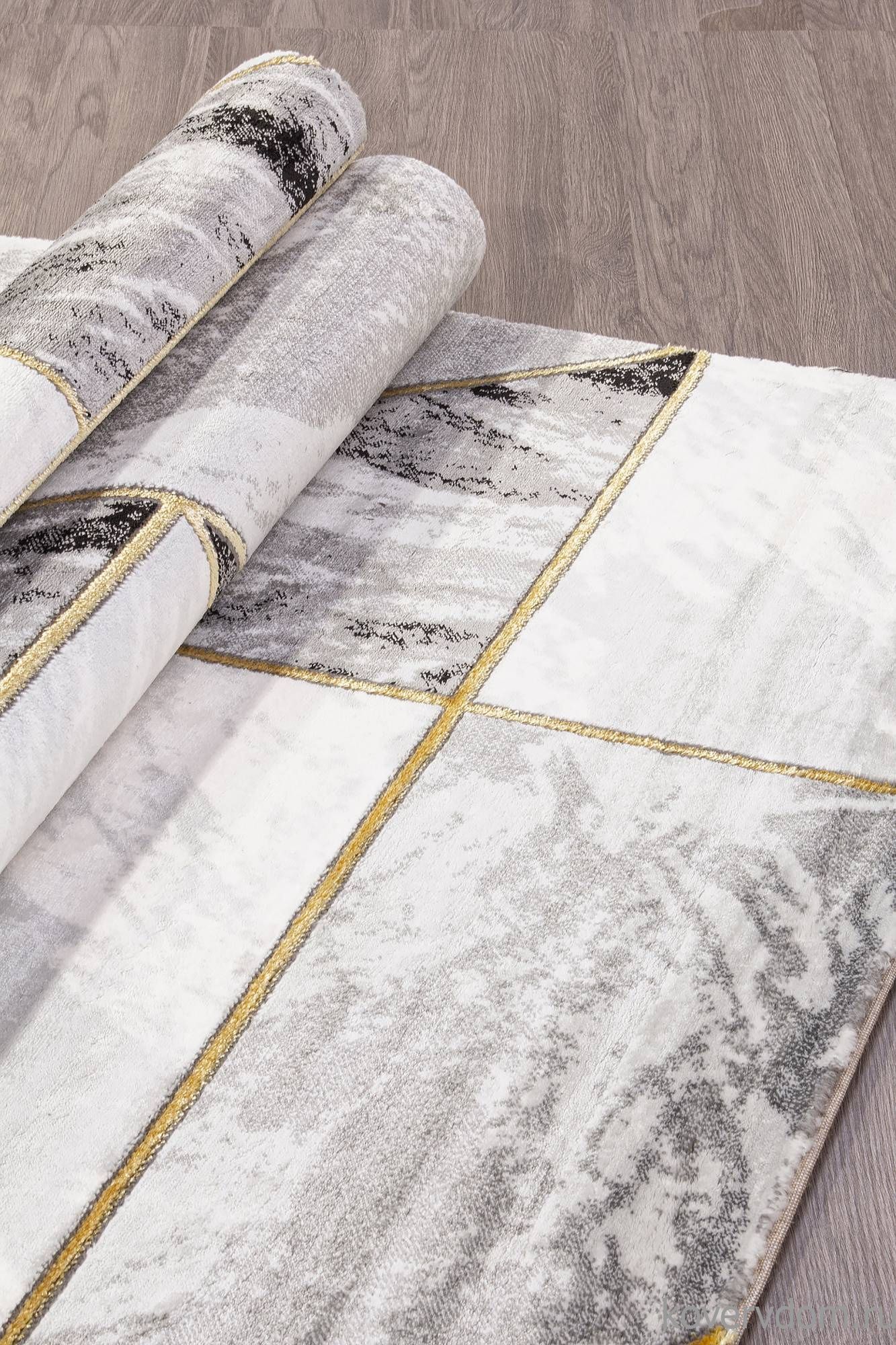 Ковер OMEGA 08742G GOLD / GOLD