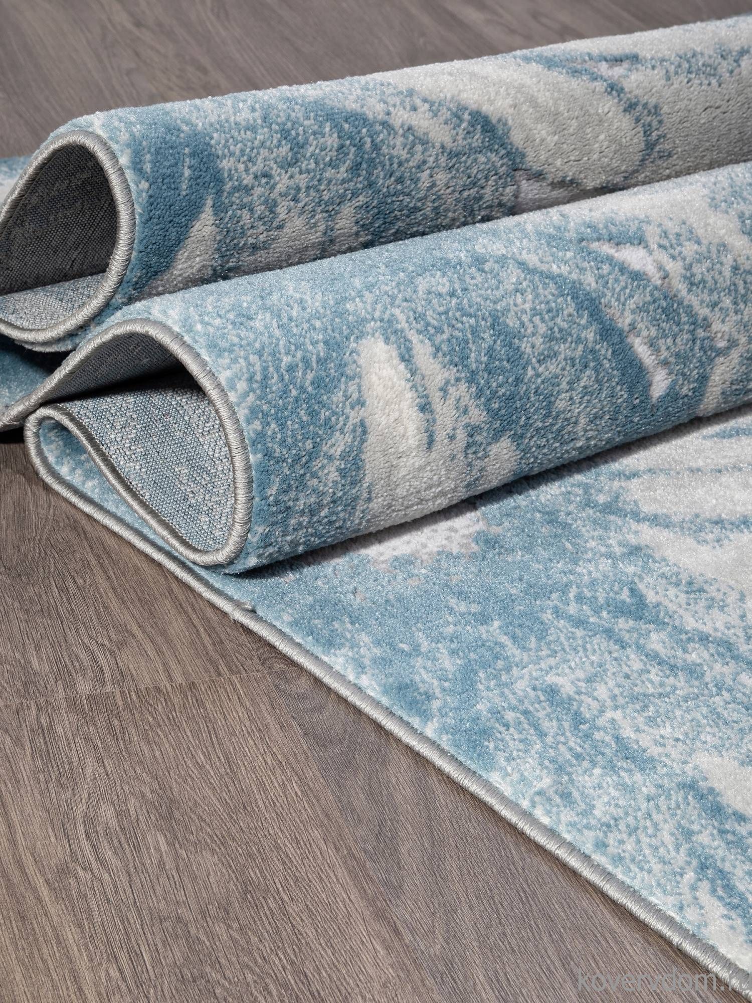 Ковер Valentino M008A D.GREY SHRINK / L.BLUE HEATSET Ковер Valentino M008A D.GREY SHRINK / L.BLUE HEATSET